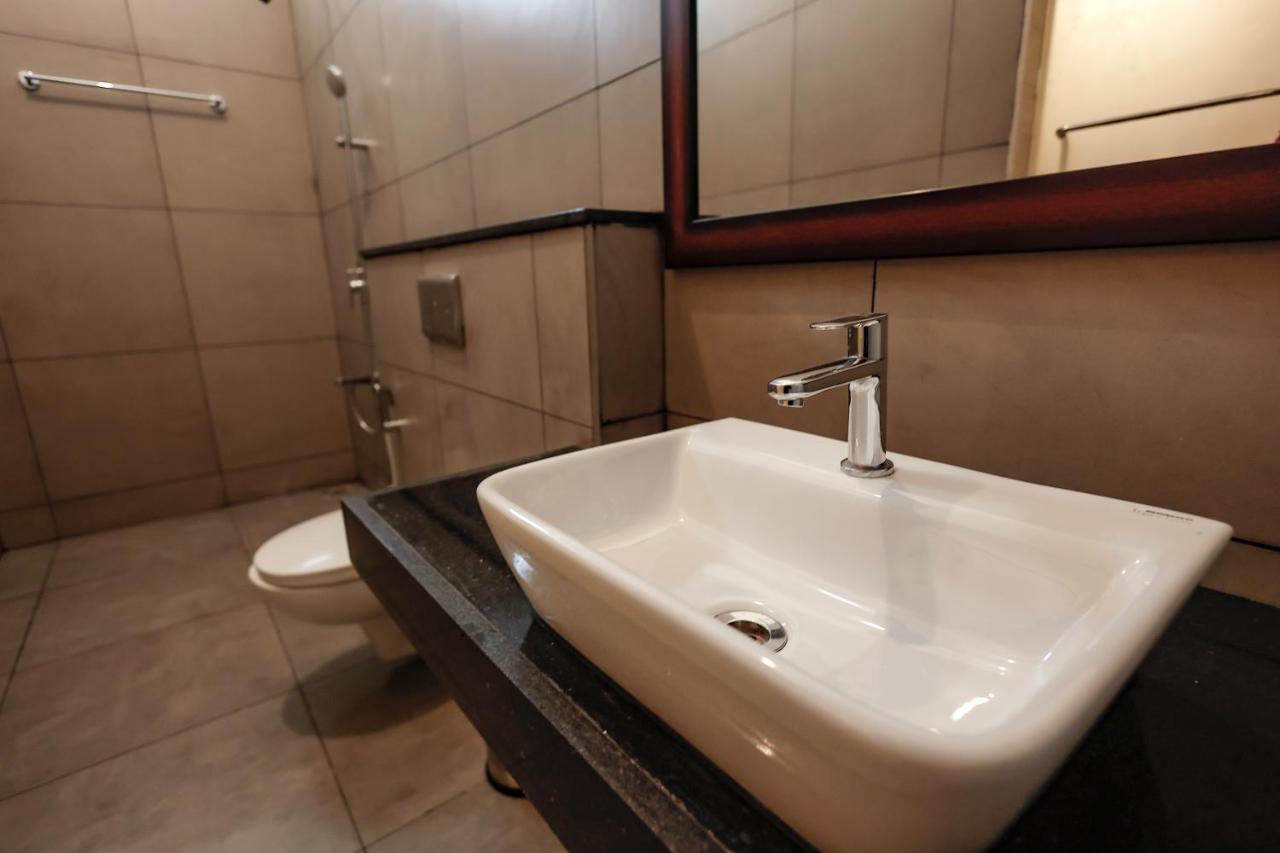 Falcon Suites Whitefield バンガロール エクステリア 写真